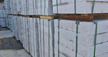 荆州芝麻白路牙石，路侧石