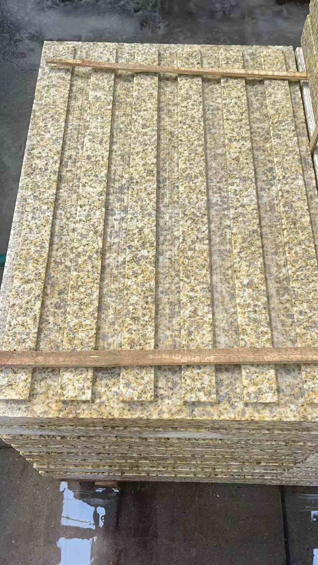 荆州黄金麻盲道 石材盲道