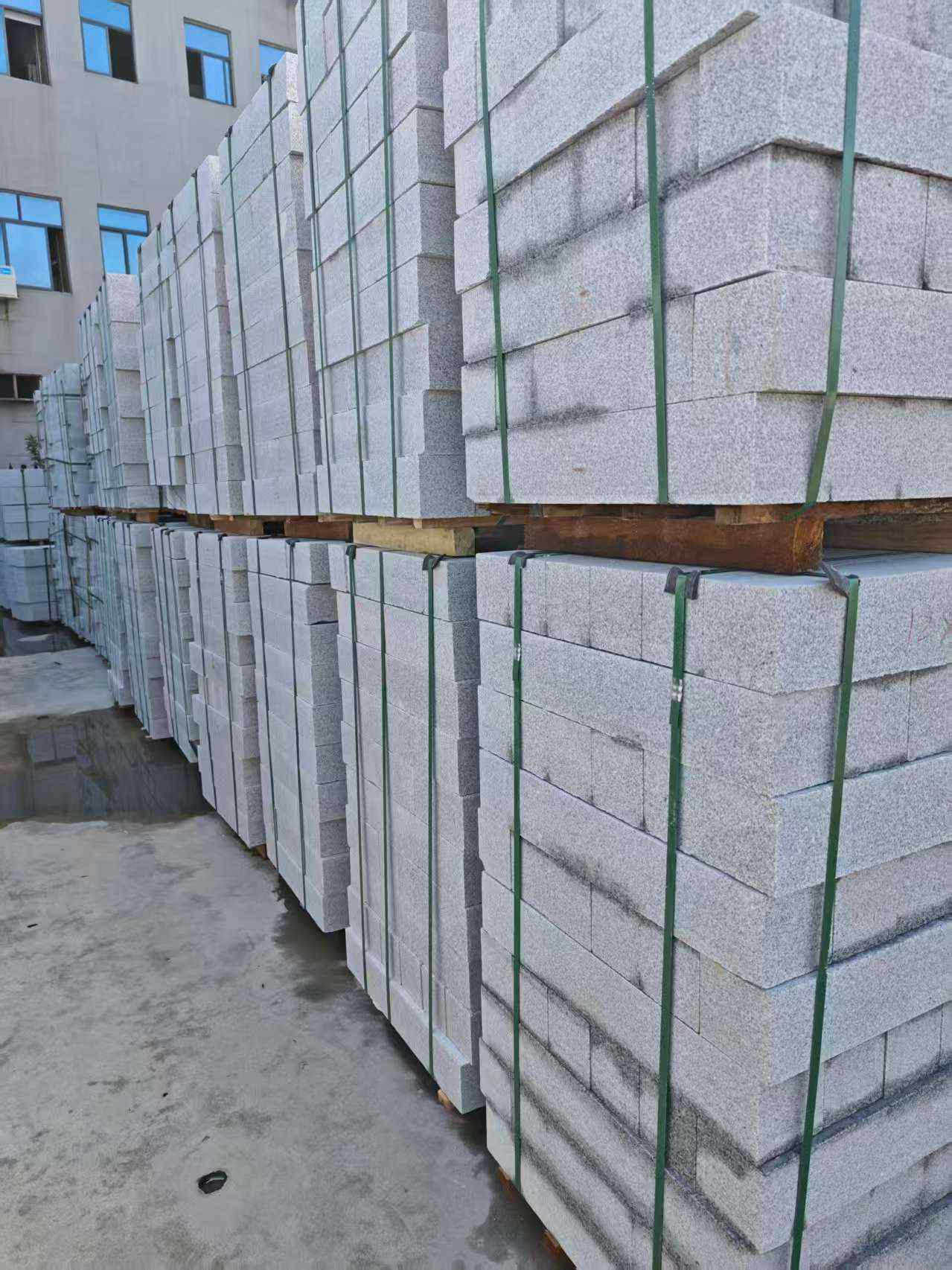 荆州芝麻白路牙石，路侧石