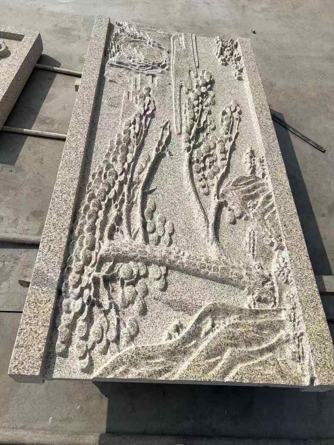 荆州黄金麻别墅雕刻版 别墅私人定制